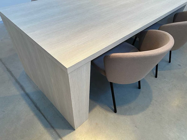 Augustijns - showroomkeuken - afbeelding 12 van  47
