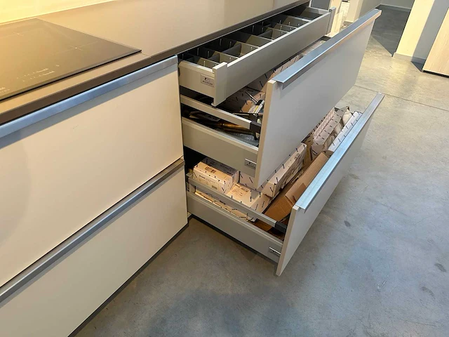 Augustijns - showroomkeuken - afbeelding 37 van  47