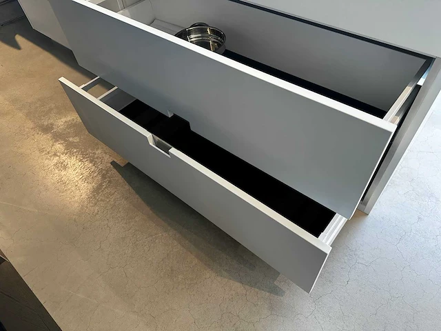 Augustijns - showroomkeuken - afbeelding 10 van  45