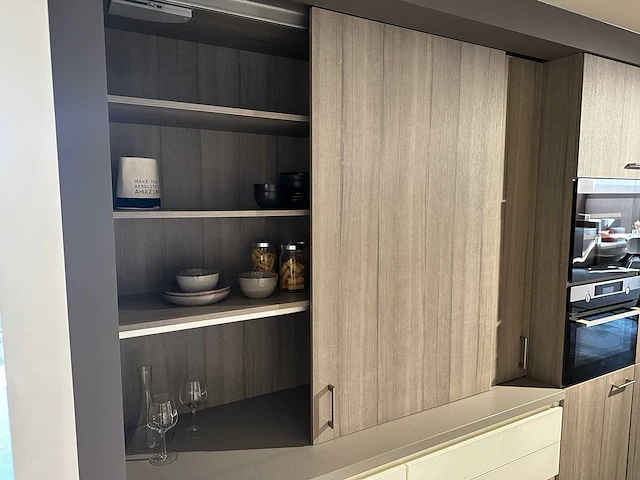 Augustijns - showroomkeuken - afbeelding 11 van  34