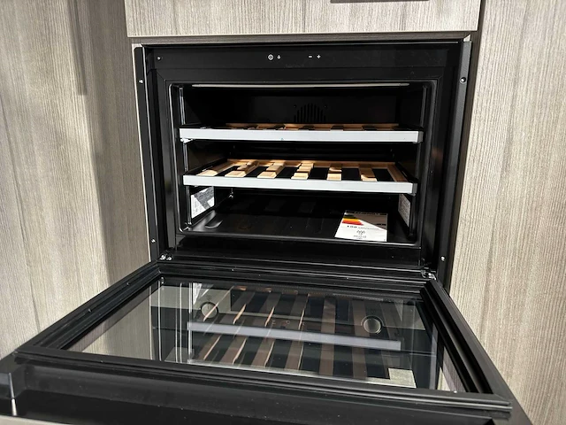 Augustijns - showroomkeuken - afbeelding 18 van  34