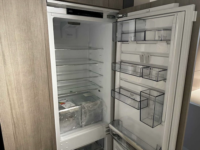 Augustijns - showroomkeuken - afbeelding 26 van  34