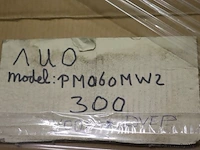 Auo zonnepanelen model pm060mw2_310 | nieuw in doos | 14 stuks - afbeelding 2 van  4