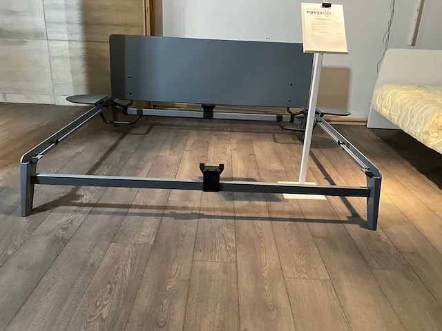 Auping bedframe - afbeelding 3 van  9