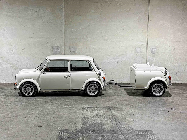 Austin mini 1000 e magic 42pk 1988, td-30-yj + aanhanger - afbeelding 8 van  26