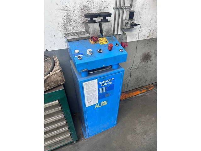 Autec - 2010 - ast4009e/50 - hefbrug - afbeelding 4 van  15