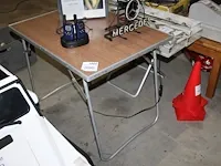 Authentieke campingtafel. afmeting 80 x 60 cm. hoogte 64 cm - afbeelding 1 van  2