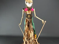 Authentieke indische wayang golek pop - afbeelding 1 van  5