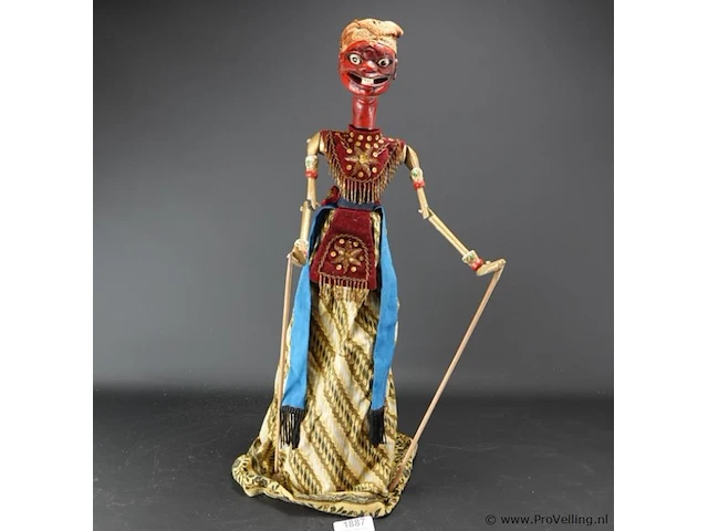 Authentieke indische wayang golek pop - afbeelding 1 van  5