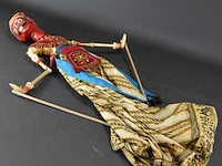 Authentieke indische wayang golek pop - afbeelding 5 van  5