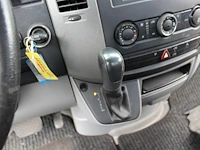 Auto ambulance mercedes benz sprinter 906 met kenteken 13-vgz-2. automaat. datum eerste toelating 29-05-2007. - afbeelding 17 van  17