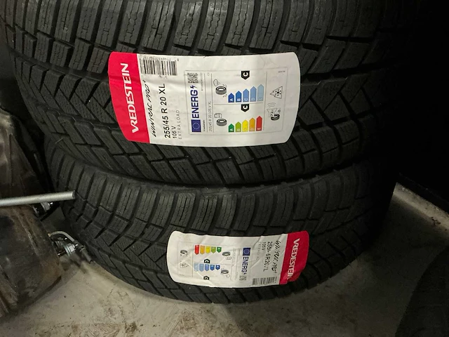 Auto onderdelen / banden - afbeelding 8 van  27