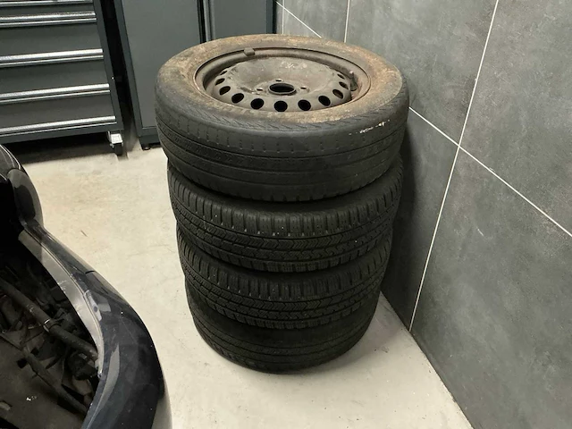 Auto onderdelen / banden - afbeelding 9 van  27