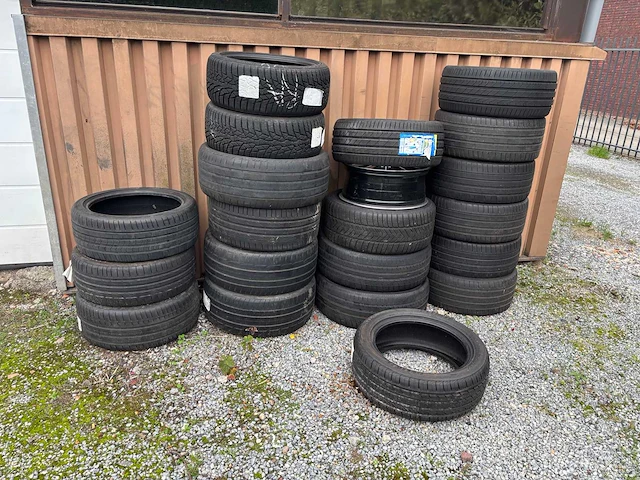 Auto wielen banden velgen - afbeelding 3 van  9