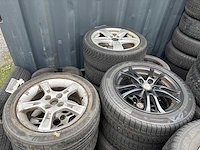Auto wielen banden velgen - afbeelding 4 van  9