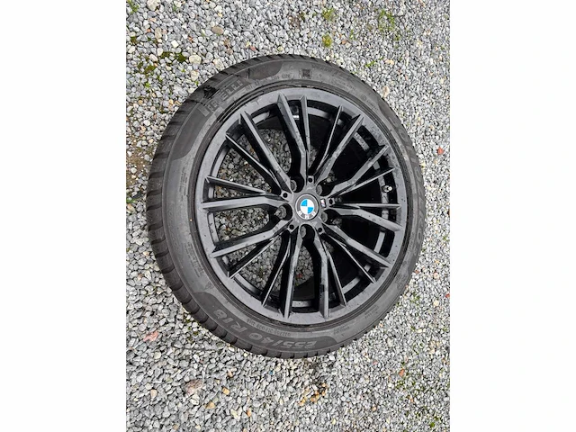 Auto wielen banden velgen - afbeelding 9 van  9