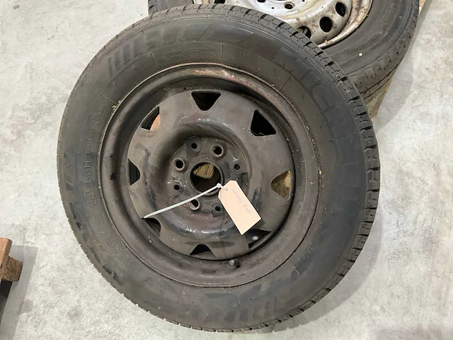 Autoband met velg (2x) - afbeelding 2 van  4