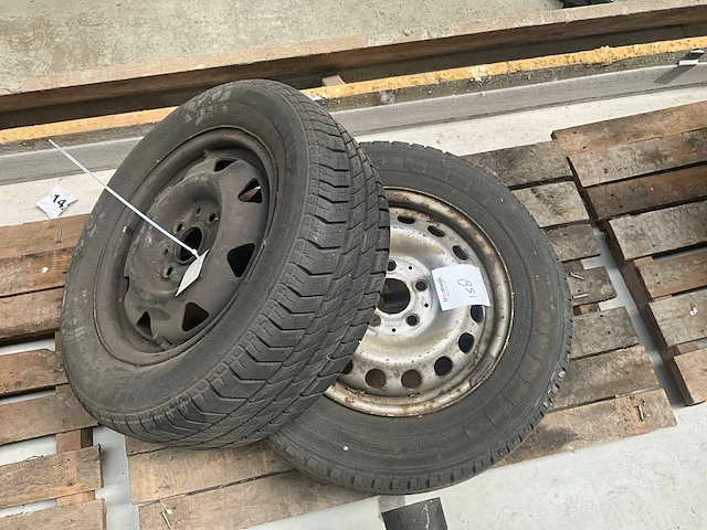 Autoband met velg (2x) - afbeelding 4 van  4