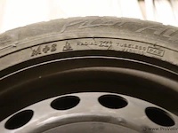 Autobanden met stalen velgen - 4 stuks - afbeelding 3 van  7