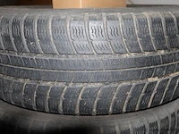Autobanden met stalen velgen - 4 stuks - afbeelding 7 van  7