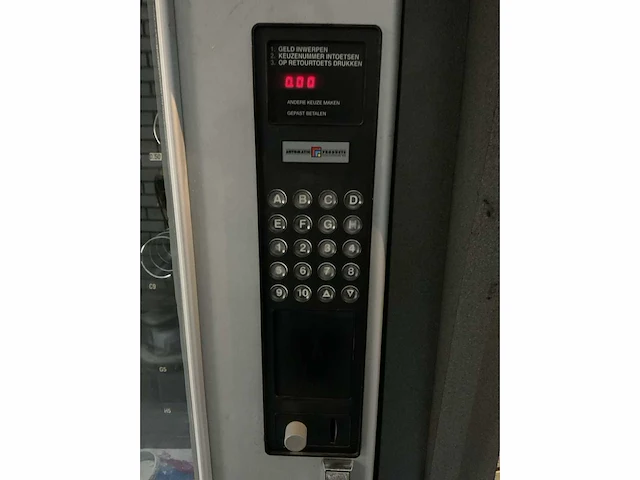 Autobar snack/blikjes automaat met muntproever - afbeelding 6 van  17