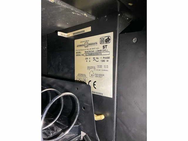 Autobar snack/blikjes automaat met muntproever - afbeelding 14 van  17