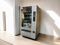 Autobar snack/blikjes automaat met muntproever