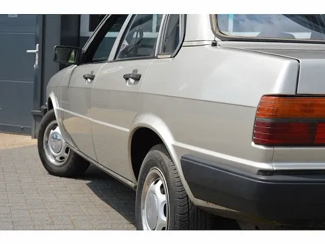 Automaat | 1984 | 63-phb-5 | - afbeelding 2 van  45