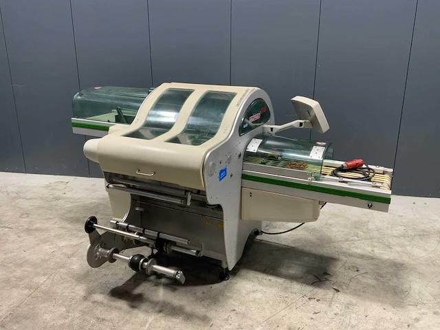 Automac piu 55 stretch verpakkingsmachine - afbeelding 5 van  10