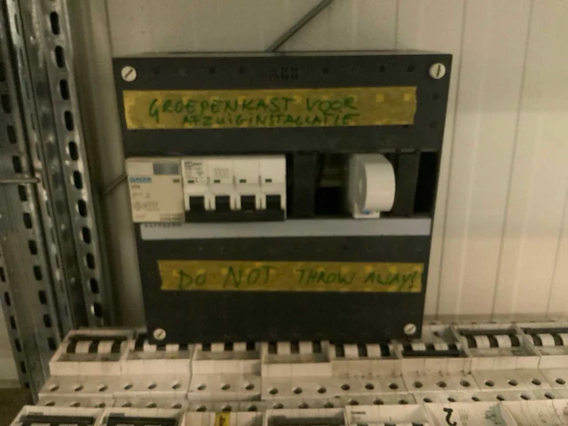 Automaten ( stroomonderbrekers) (55x) - afbeelding 3 van  3