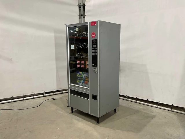 Automatic products snack/can lcm5b chill combi verkoopautomaat - afbeelding 1 van  17
