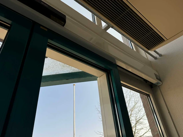 Automatische bedrijfsdeur - afbeelding 2 van  12