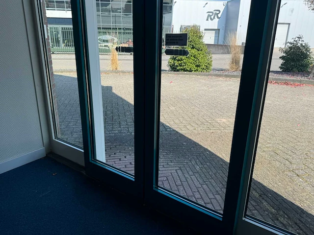 Automatische bedrijfsdeur - afbeelding 10 van  12
