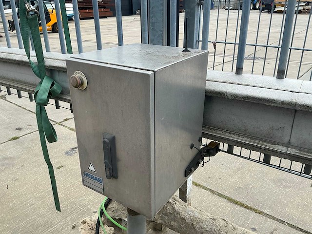 Automatische schuifpoort (7,84 mtr) - afbeelding 2 van  19