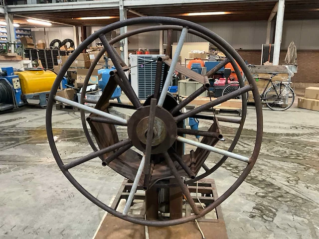 Automatische touw oproller - afbeelding 10 van  13