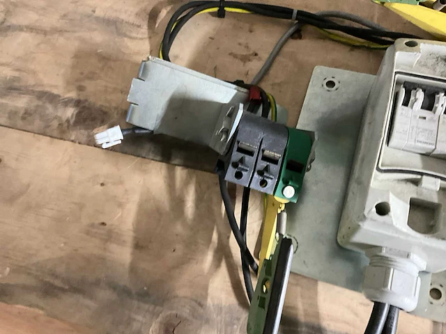 Automatische zekeringen - afbeelding 4 van  4