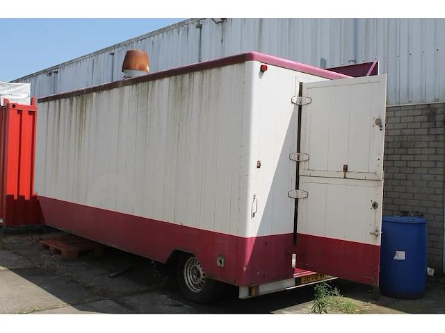 Autonome aanhangwagen tijhof ta20sl 550 x 230 x 260 cm met kenteken 38-78-wh. datum eerste toelating 2-4-19... - afbeelding 1 van  5