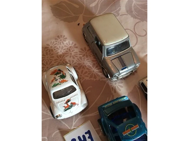 Auto's 4stuks - afbeelding 2 van  3