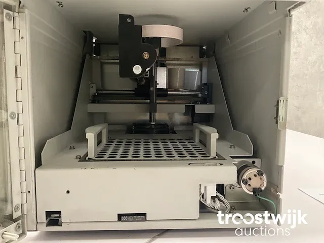 Autosampler - afbeelding 2 van  7