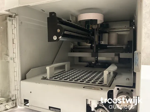 Autosampler - afbeelding 3 van  7