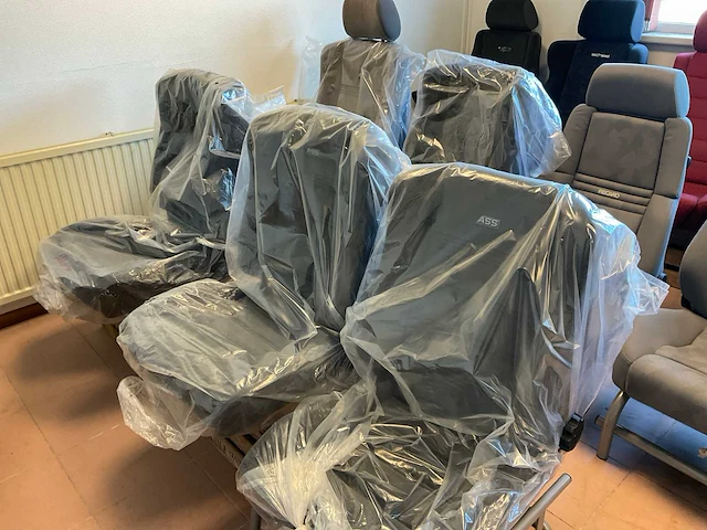 Autostoelen (ongebruikt/showroom) (24x) - afbeelding 2 van  24