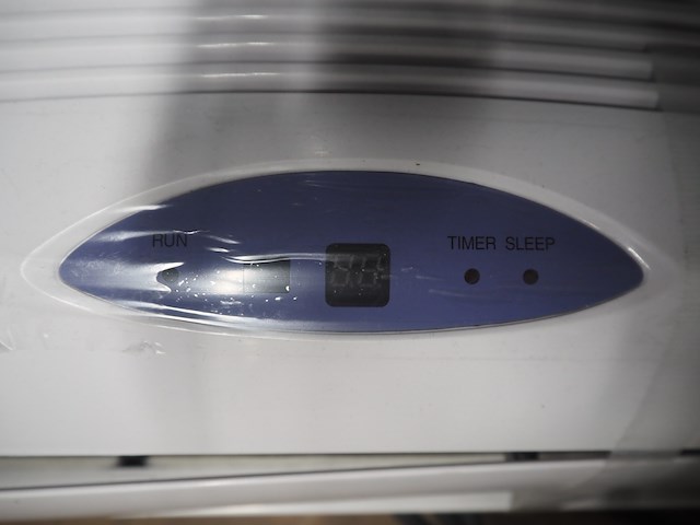 Aux - afbeelding 2 van  11