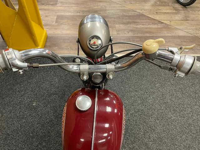 Avada super brommer - afbeelding 5 van  14