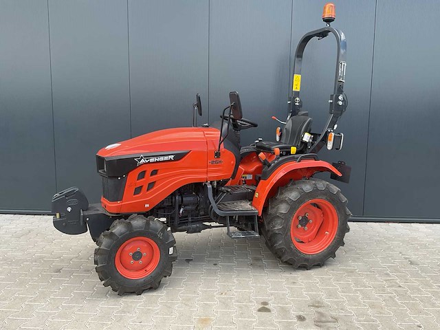 Avenger minitractor - afbeelding 1 van  27