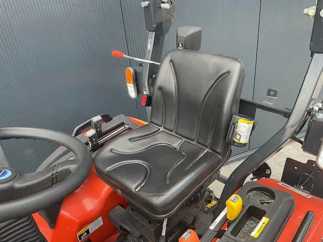 Avenger minitractor - afbeelding 13 van  27