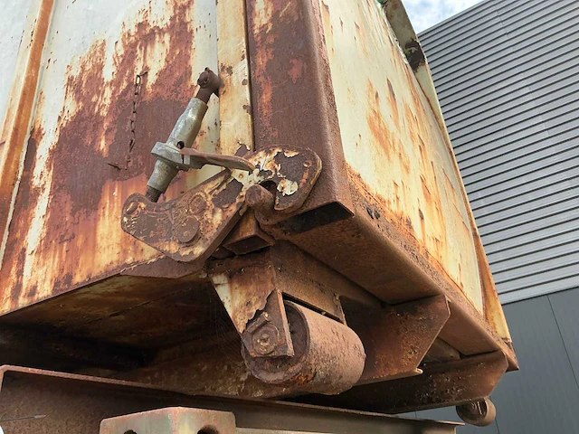 Avermann perscontainer - afbeelding 13 van  15