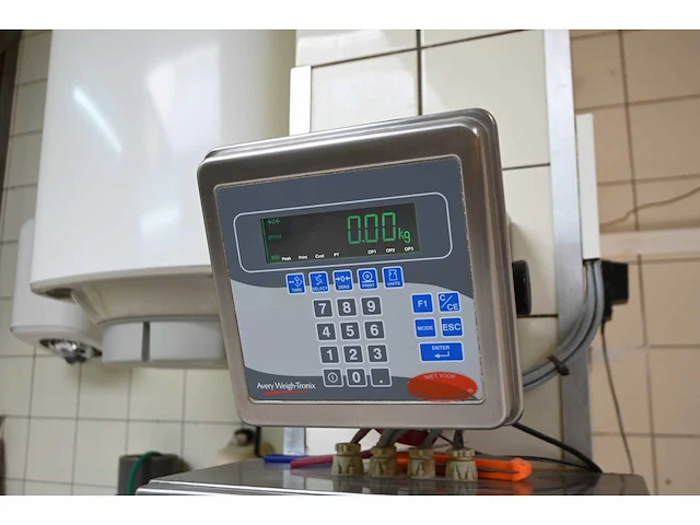 Avery weight tronix digitale vloerweegschaal - afbeelding 2 van  5