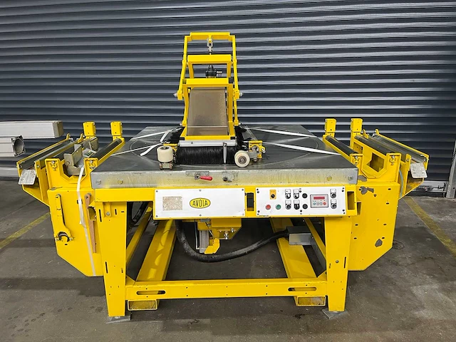 Avola - 2011 - gama 65 k - afkortcirkelzaagmachine - afbeelding 13 van  17