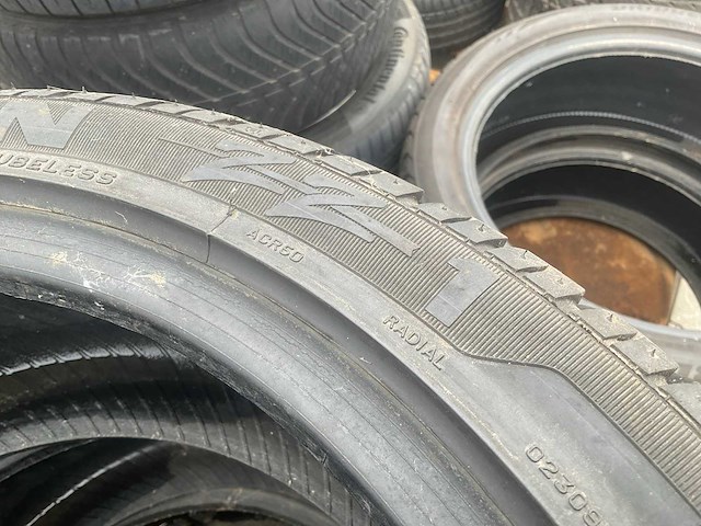 Avon autoband 245/40 zr18 (4x) - afbeelding 2 van  12