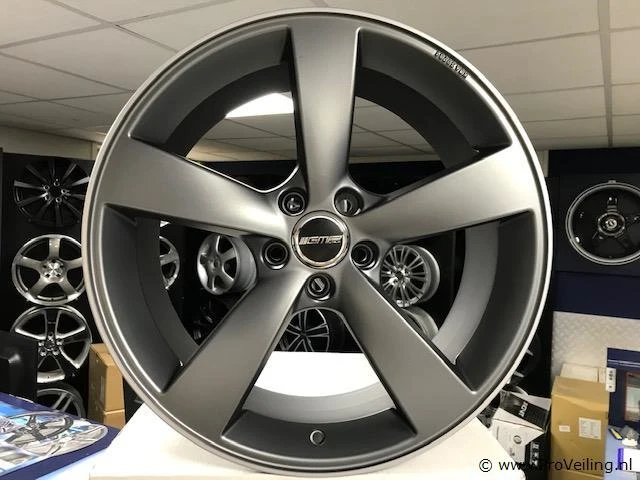 Avus af-10 aluminium velgenset - 5x112 8.5j et30-35 - afbeelding 1 van  1